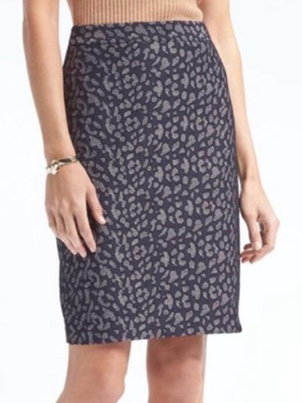 Banana Republic Navy & White Animal Print Patterned Jacquard Pencil Skirt. Sz 4.
